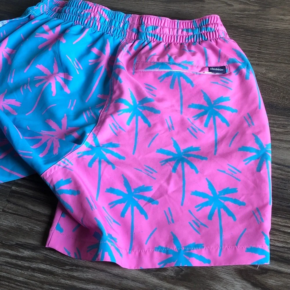 Chubbies Mens Palm Tree Print Swim Trunks Pink Blue Lined Small